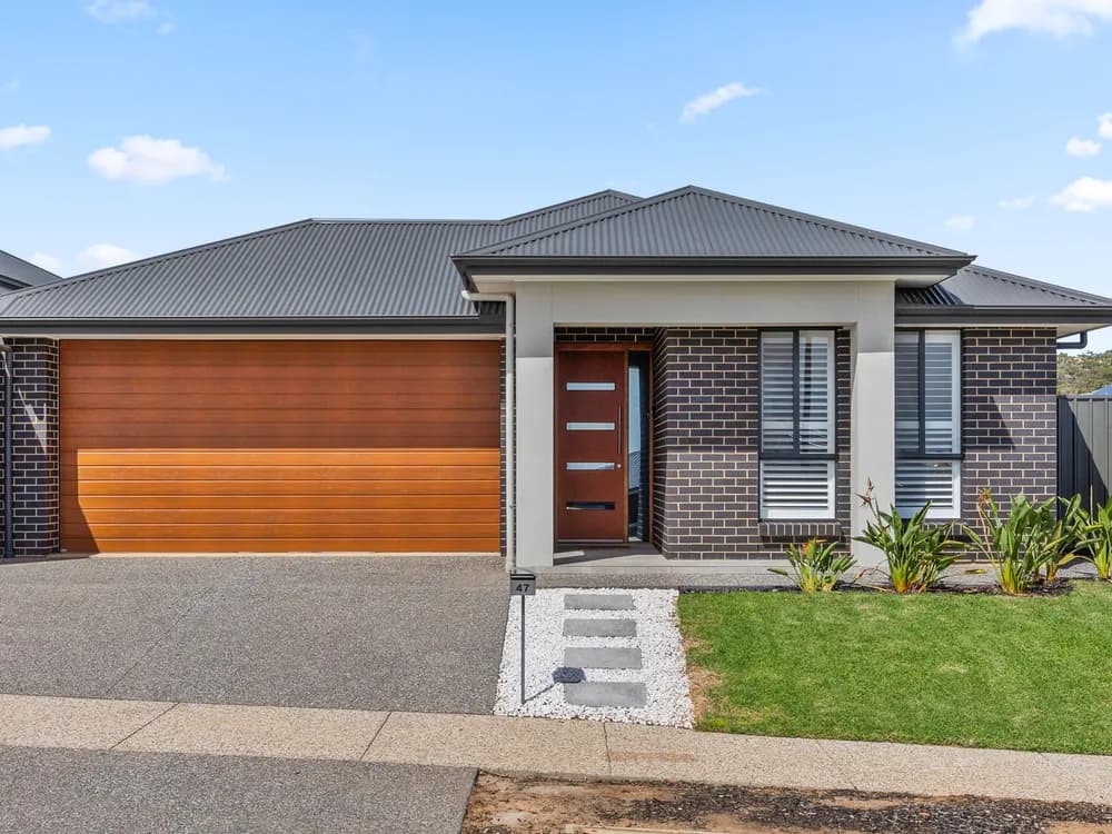 47 Highview Drive, Hillbank — sold by Stephen Moss